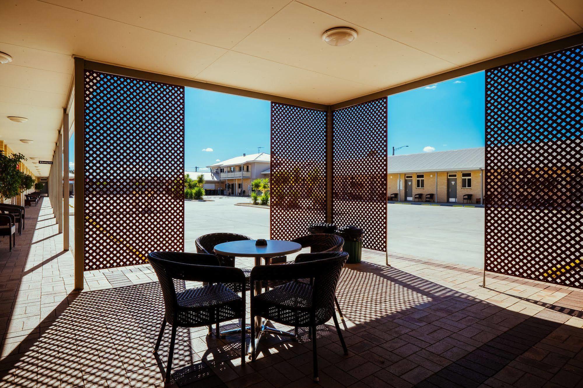 Club Motor Inn Narrabri Exterior photo